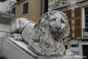 Lions de la cathédrale de Gênes