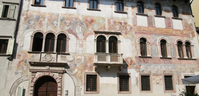 Palazzo Quetta-Alberti-Colico