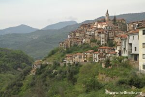 Photo d'Apricale et du Val Nervia