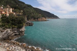 Photo de la côte de Montemarcello à Tellaro