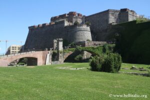 Photo de la forteresse du Priamar à Savone